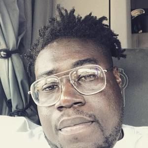 Meet your Posher, Clifton